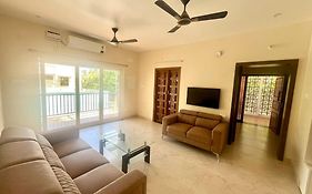 Famval Serviced Apartment